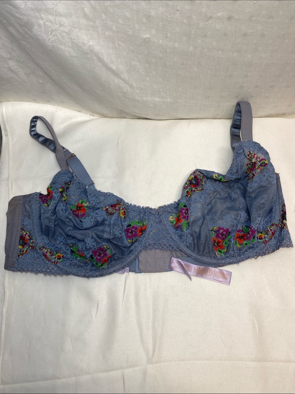 Savage X Fenty Dusty Blue Lace Underwire Bra with Floral‎ Embroidery Size 46DDD